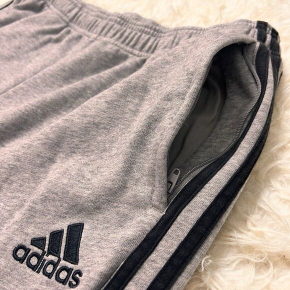 Adidas Men's Medium Essential Joggers Pants Grey & Black Striped Sweatpants - Picture 10 of 10